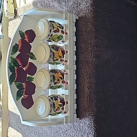 Kitchen spice display rack - Picture 1 of 5